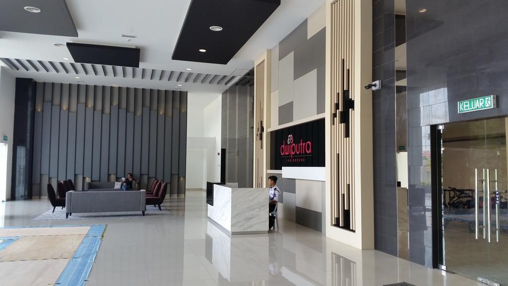 Cosy 3R2B Dwiputra Presint 15 Apartamento Putrajaya Exterior foto